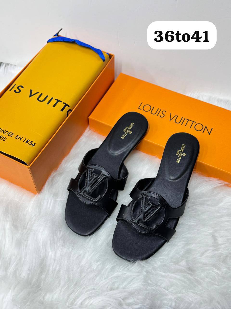 LV
𝗦𝗟𝗜𝗣𝗣𝗘𝗥𝗦
💯𝙃𝙞𝙜𝙝 𝙌𝙪𝙖𝙡𝙞𝙩𝙮
Size 36-37-38-39-40-41
90 dhs✅

Zain86
♥️♥️♥️