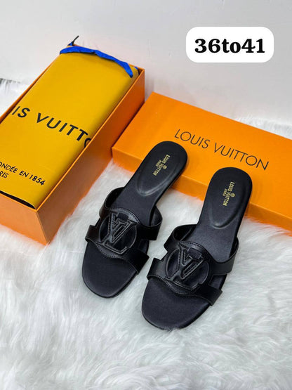 LV
𝗦𝗟𝗜𝗣𝗣𝗘𝗥𝗦
💯𝙃𝙞𝙜𝙝 𝙌𝙪𝙖𝙡𝙞𝙩𝙮
Size 36-37-38-39-40-41
90 dhs✅

Zain86
♥️♥️♥️