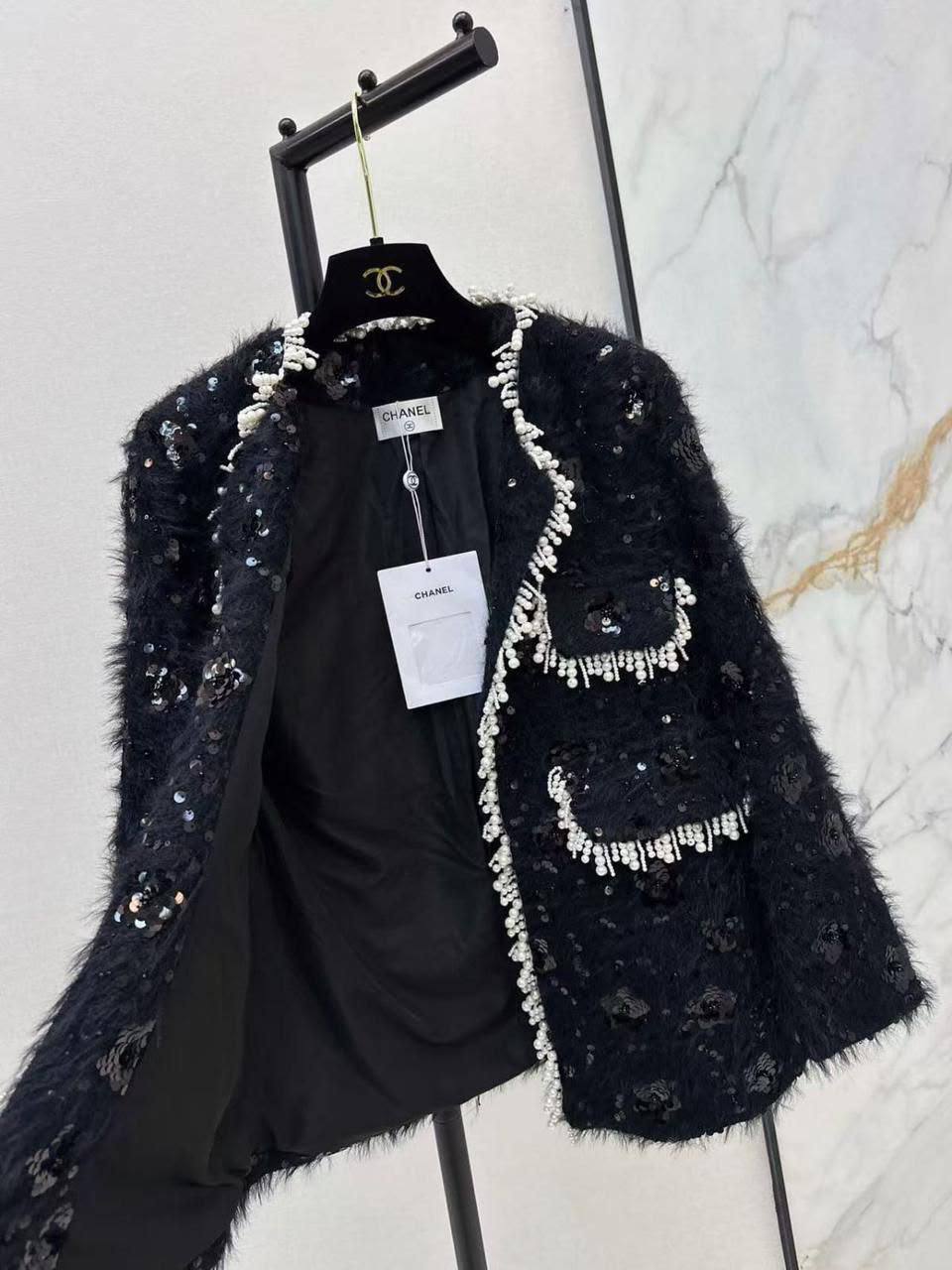 *New collections*                                                
CHANEL
*Super Master quality*
*Sizes: S M L* 
850 dhs🇦🇪🇦🇪

Zain308
♥️♥️♥️