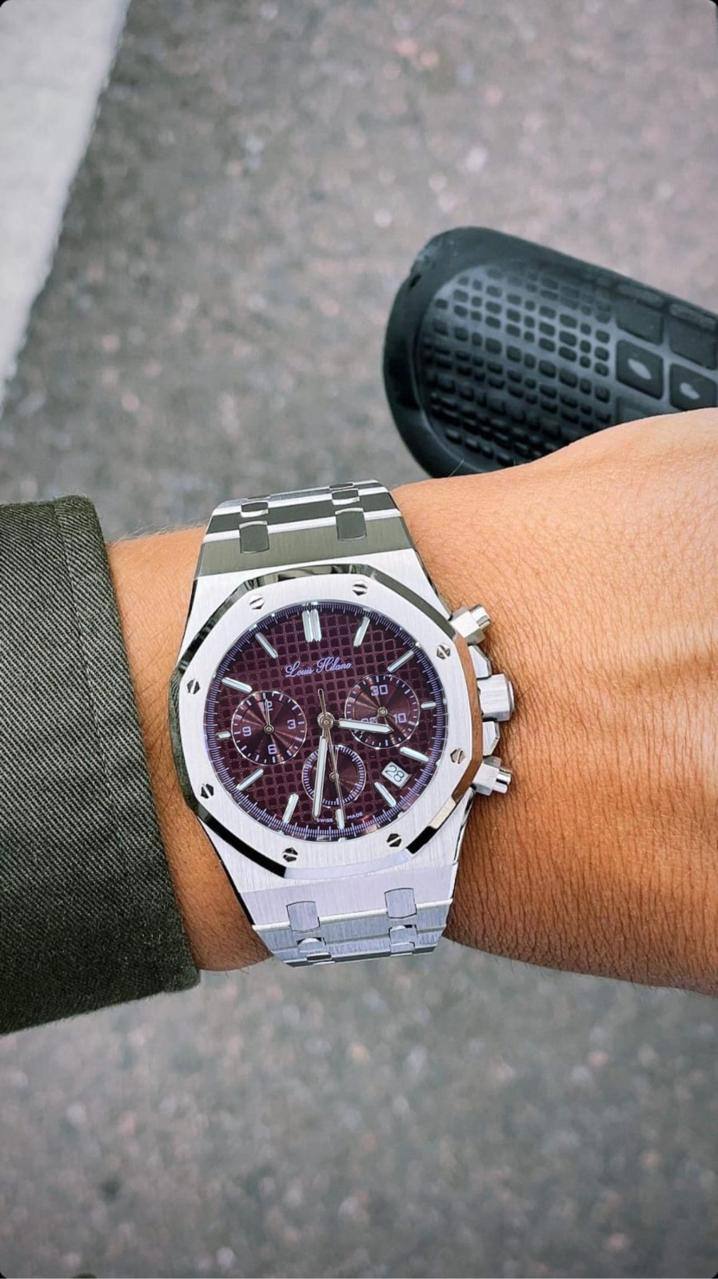 Louis Hilano 
watch for men good quality 
260 dhs❣️

Zain59
♥️♥️♥️