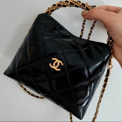 Chanel
100 dhs🇦🇪🇦🇪
good-quality with box

Zain35
♥️♥️♥️