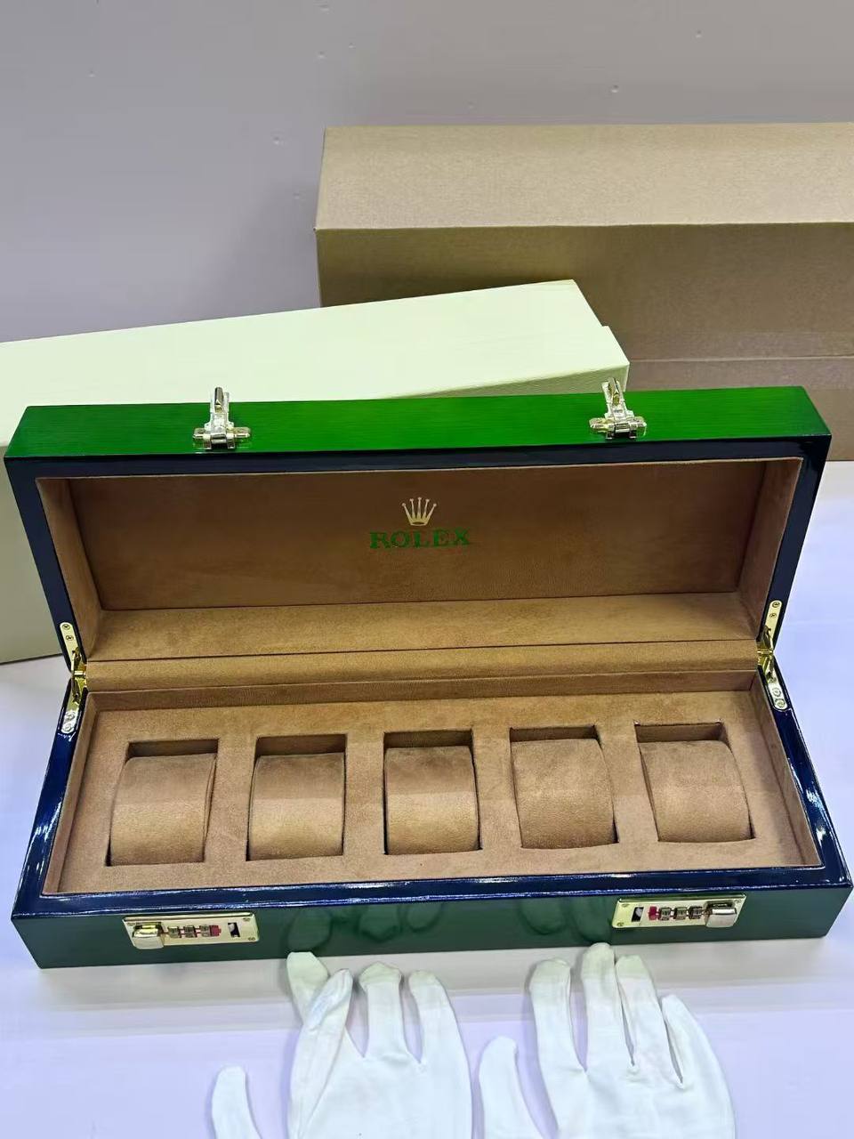 Watches Boxes 
250 dhs🪙🌨️

Zain85
♥️♥️♥️