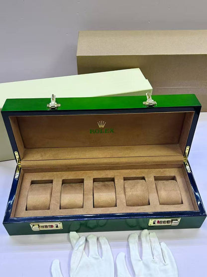 Watches Boxes 
250 dhs🪙🌨️

Zain85
♥️♥️♥️