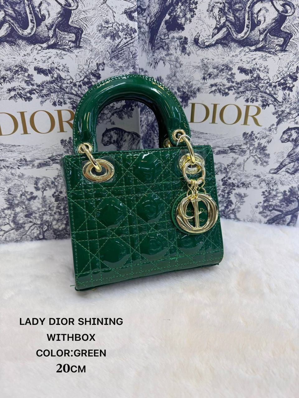 ᴄʜʀɪsᴛɪᴀɴ Dior ʟᴀᴅʏ ᴅɪᴏʀ
ʜᴀɴᴅʙᴀɢ ᴡɪᴛʜ ʟᴏɴɢ sᴛʀᴀᴘ
ᴡɪᴛʜ ʙᴏx🎁🎁🎁
ɢʟᴏssʏ ᴍᴀᴛᴇʀɪᴀʟ
sɪᴢᴇ:𝟐𝟎ᴄᴍ
110 dhs💓

Zain56
♥️♥️♥️
