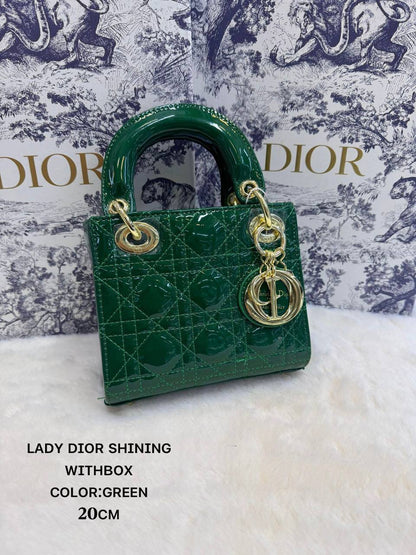 ᴄʜʀɪsᴛɪᴀɴ Dior ʟᴀᴅʏ ᴅɪᴏʀ
ʜᴀɴᴅʙᴀɢ ᴡɪᴛʜ ʟᴏɴɢ sᴛʀᴀᴘ
ᴡɪᴛʜ ʙᴏx🎁🎁🎁
ɢʟᴏssʏ ᴍᴀᴛᴇʀɪᴀʟ
sɪᴢᴇ:𝟐𝟎ᴄᴍ
110 dhs💓

Zain56
♥️♥️♥️
