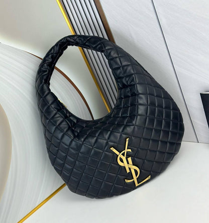 YSL
Master
350 dhs🪙🌨️
Leather

Zain228
♥️♥️♥️