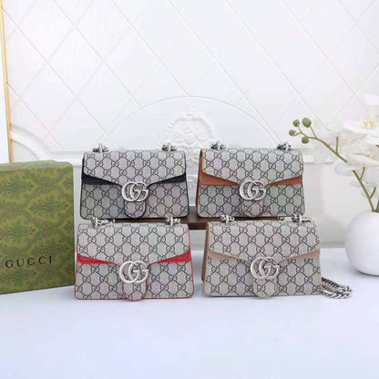Gucci 
Best quality with box’s 
120 dhs🇦🇪🇦🇪
size 20 Cm

Zain290
♥️♥️♥️