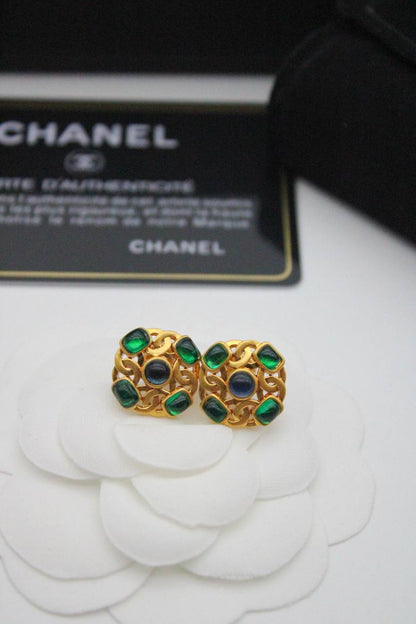 Master earrings

60 dhs 

Zain122
♥️♥️♥️