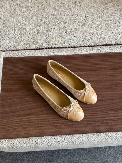 CHANEL 💫🌼
SuperMaster Quality 💯
430 dhs🇦🇪🇦🇪

Size: 36-41 💥

Zain171
♥️♥️♥️