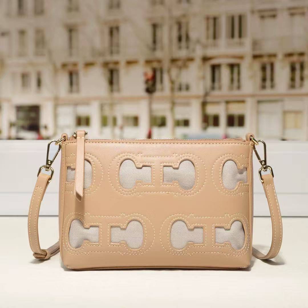 CH
110 dhs✅
Size:23*16*6

Zain07
♥️♥️♥️
