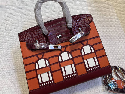 Hermes
105 dhs✅
size 30cm

Zain26
♥️♥️♥️