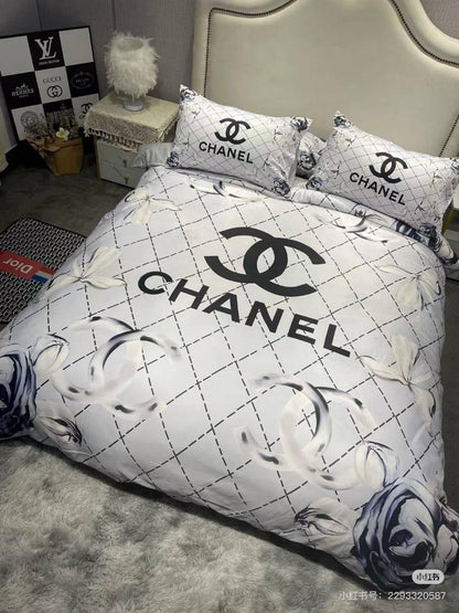 Bed cover 
4 in 1
200*230 cm
140 dhs🪙🌨️

Zain17
♥️♥️♥️