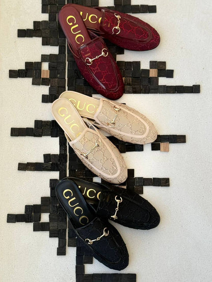 GUCCI
*Super Master*
𝗦𝗶𝘇𝗲 𝟯𝟲 𝘁𝗼 𝟰𝟭 
450 dhs✅

Zain178
♥️♥️♥️