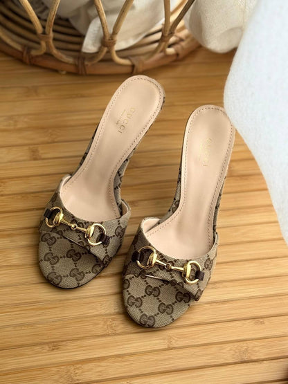Gucci
Super Master
𝗦𝗶𝘇𝗲 𝟯𝟲 𝘁𝗼𝗼 𝟰𝟭 
450 dhs💛

Zain303
♥️♥️♥️