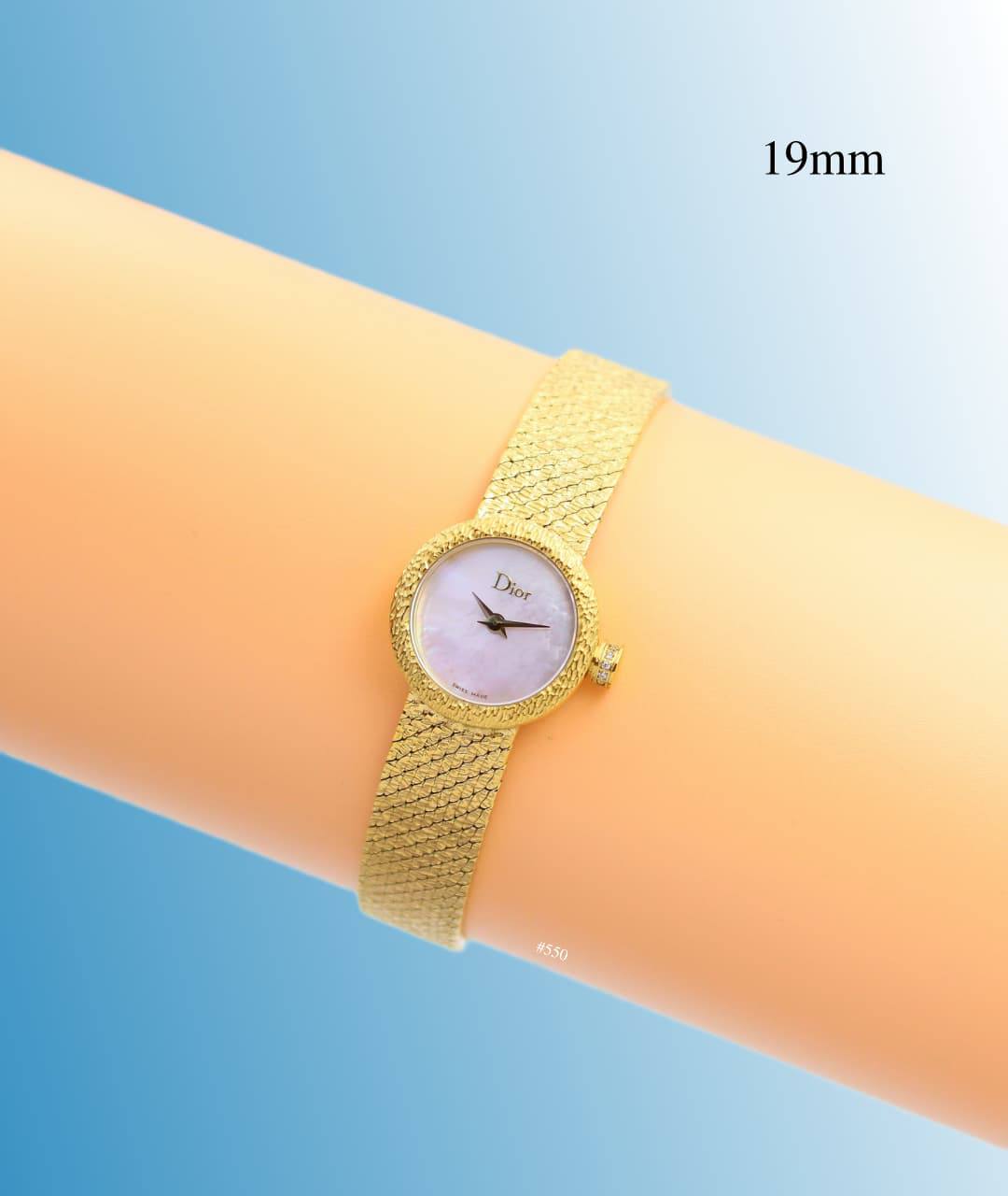 DIOR WOMEN BATTERY MINI 19MM

250 dhs❣️

Zain58
♥️♥️♥️