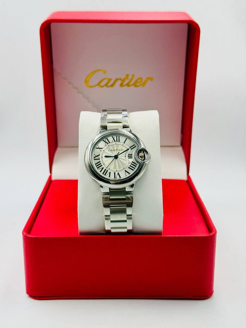 Cartier ladies first quality 
110 dhs🇦🇪🇦🇪

Zain08
♥️♥️♥️