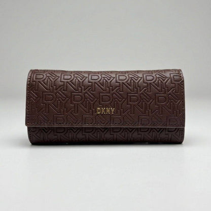 DKNY

High quality

With box 
100 dhs🇦🇪🇦🇪

Zain50
♥️♥️♥️