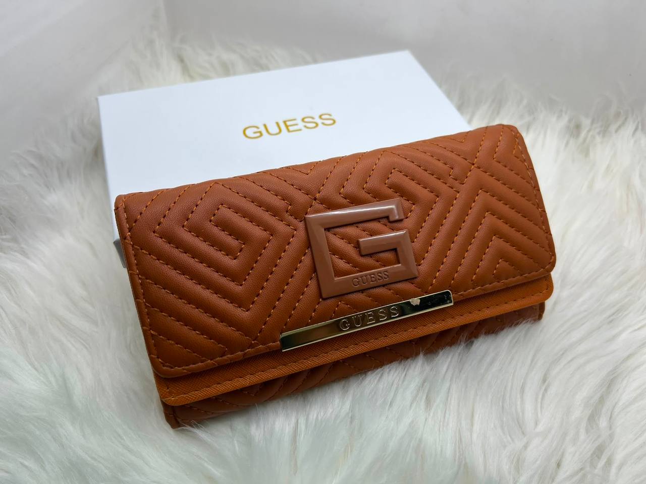 Wallets
45 dhs🇦🇪🇦🇪

Zain182
♥️♥️♥️