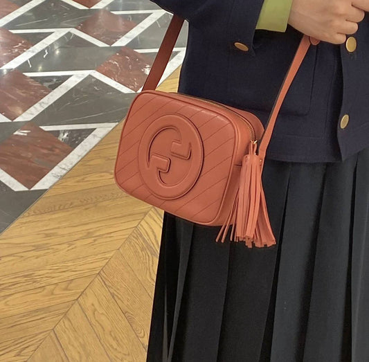 GUCCI 
VERY GOOD QUALITY 
SPECIAL OFFER 
WITH BOX
🎁🎁🎁

65 dhs✅

Zain39
♥️♥️♥️
