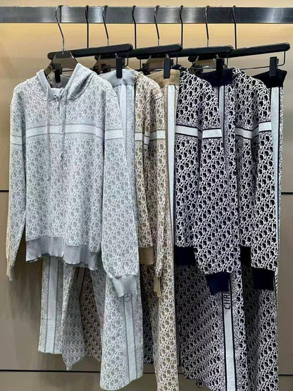 *New collections  
140 dhs❣️
*good  quality  ✅
*Sizes: free size 
*AVAILABLE NOW*

Zain231
♥️♥️♥️