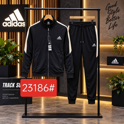 Souts

160 dhs🇦🇪🇦🇪
Size l,Xl ,2xl

Zain27
♥️♥️♥️