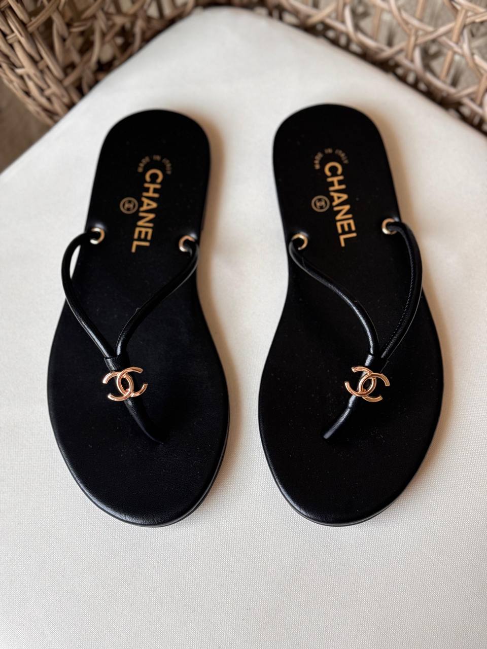 CHANEL 🩶
🤩Available new 😍😍
Size: 36 to 41
Super master quality 
450 dhs✅

Zain198
♥️♥️♥️