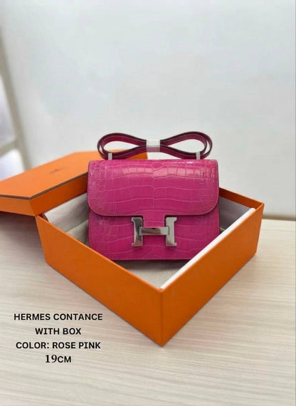 Hermes ᴄᴏɴsᴛᴀɴᴄᴇ 
ᴡɪᴛʜ ʙᴏx
ᴄʀᴏᴄᴏᴅɪʟᴇ ᴅᴇsɪɢɴ 
sɪᴢᴇ:19ᴄᴍ
100 dhs✅

Zain56
♥️♥️♥️