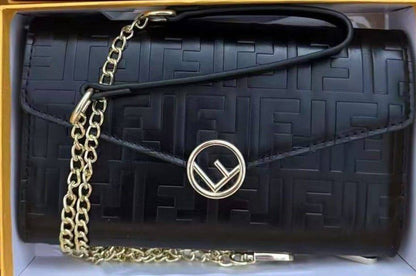 Last Stock 

With box 
🎁🎁🎁

75 dhs✅

Zain50
♥️♥️♥️