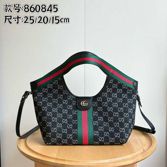 Gucci Master
240 dhs🪙💚

Zain10
♥️♥️♥️