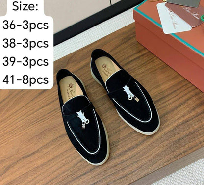 Loro Piana
Size 36-41
130 dhs🌺

Zain40
♥️♥️♥️