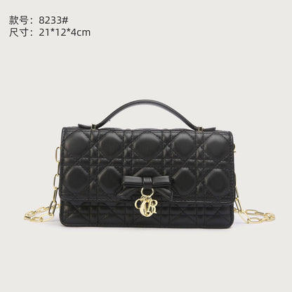 Dior  
120 dhs💓
with box 
🎁🎁🎁

Good quality 

Zain253
♥️♥️♥️