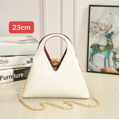 Chanel
very good quality
180 dhs

Zain168
♥️♥️♥️