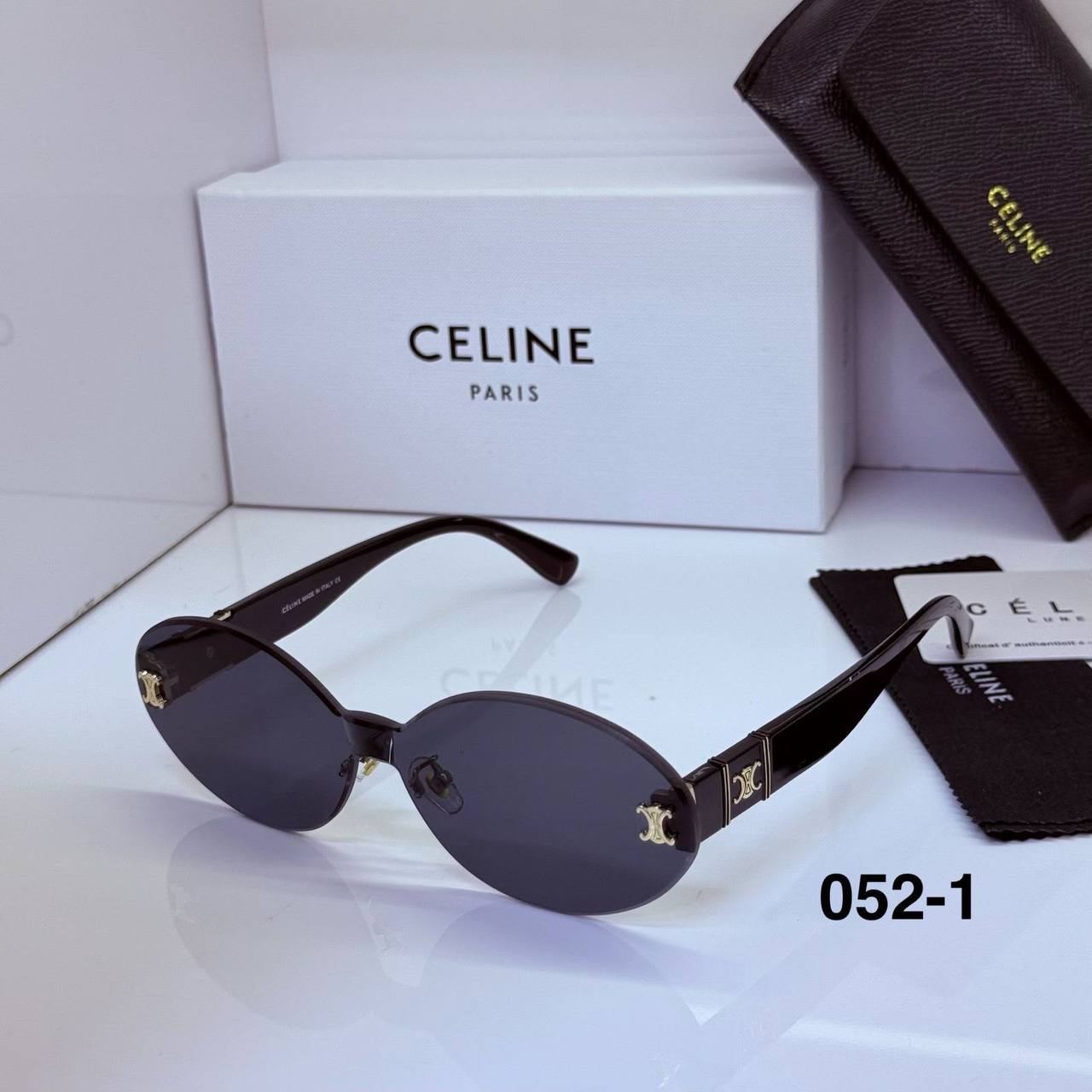 SUNGLASSES 🕶️
GOOD QUALITY 

50 dhs✅

WITHBOX
🎁🎁🎁

Zain40
♥️♥️♥️