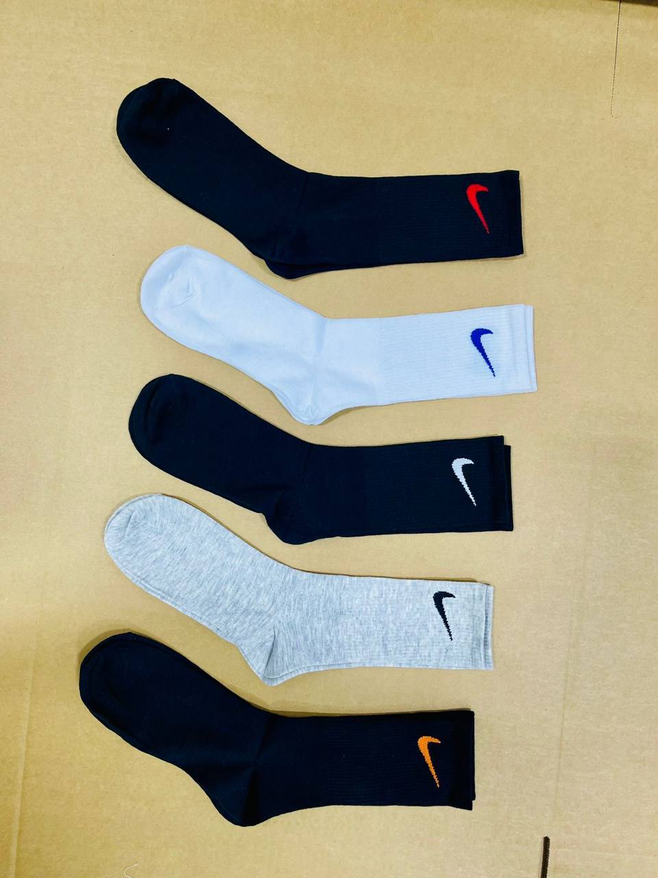 Socks 
10 pcs pack 

55 dhs🇦🇪

Zain27
♥️♥️♥️