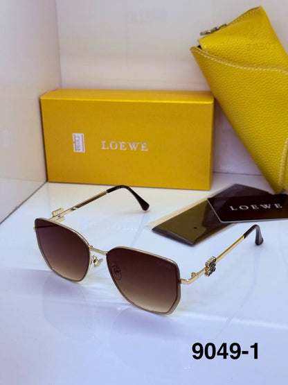 SUNGLASSES 🕶️
GOOD QUALITY 

50 dhs✅

WITHBOX
🎁🎁🎁

Zain40
♥️♥️♥️