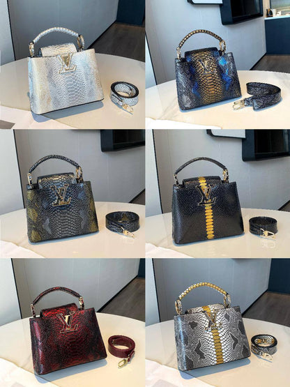 LV

Best quality 
with box’s 
🎁🎁🎁

120 dhs🪙🖤
size 18cm

Zain158
♥️♥️♥️