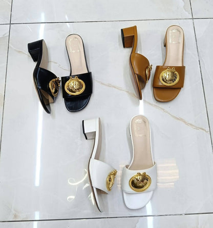 Dior
High quality😍
Size ……36--42🥳
350 dhs✅✅

Zain119
♥️♥️♥️