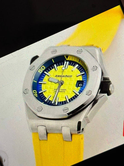 Audemars piguet for men ... automatic🌹🌹🌹

290 dhs❣️
____With box______❒
🎁🎁🎁

Zain108
♥️♥️♥️
