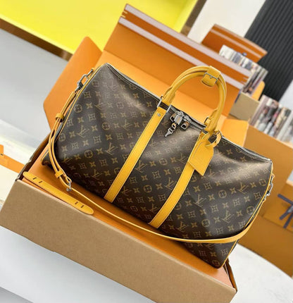 Available for pre order 
Original Quality 💯💯
Available delivery free 🚚
For Price 👇 WhatsApp✅
0568585901 
0507557372
0552275751 Owner Zain 👌

Zain71
♥️♥️♥️
