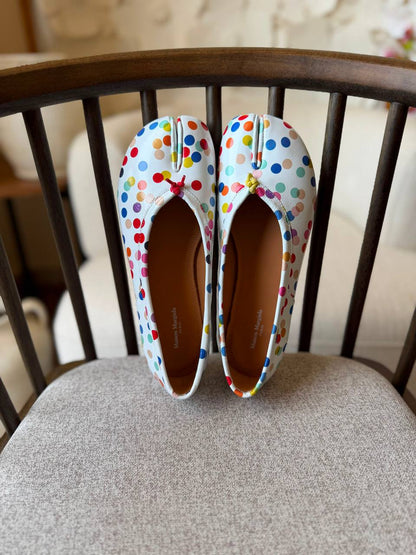 Maison Margiela
𝑨𝑨𝑨 𝑸𝒖𝒂𝒍𝒊𝒕𝒚
𝑺𝒊𝒛𝒆 𝟑𝟓 𝒕𝒐 𝟒𝟐 
450 dhs💓

Zain81
♥️♥️♥️