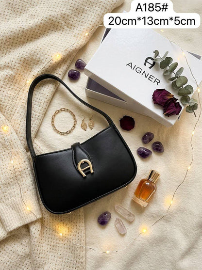 Aigner 

95 dhs
With box 

Zain72
♥️♥️♥️