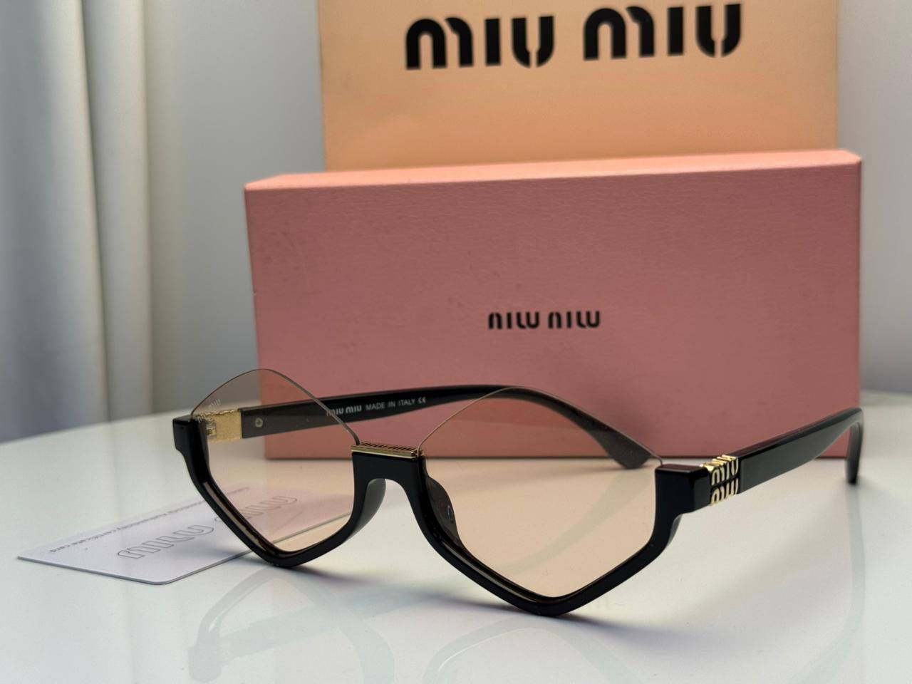 Sunglasses
good quality
65 dhs✅

Zain182
♥️♥️♥️