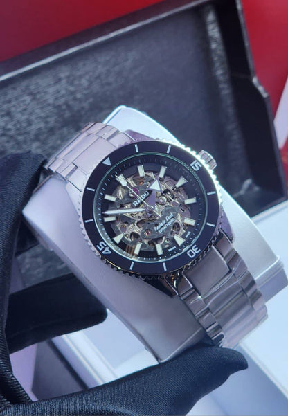 Rado Captain Cook Skeleton 
watch for men good quality automatic 
300 dhs🪙

Zain59
♥️♥️♥️