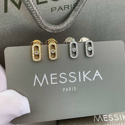 Messika ❤️‍🔥*
Earring 🦋
Master quality 💯
With normal boxes 🗃️ 
45 dhs🌺
With master box 📦 
75 dhs🌺

Zain216
♥️♥️♥️
