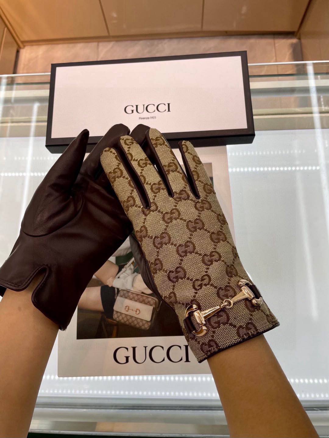 VALENTINO - GUCCI
💙*VIP QUALITY*💙
350 dhs✅✅

Zain281
♥️♥️♥️