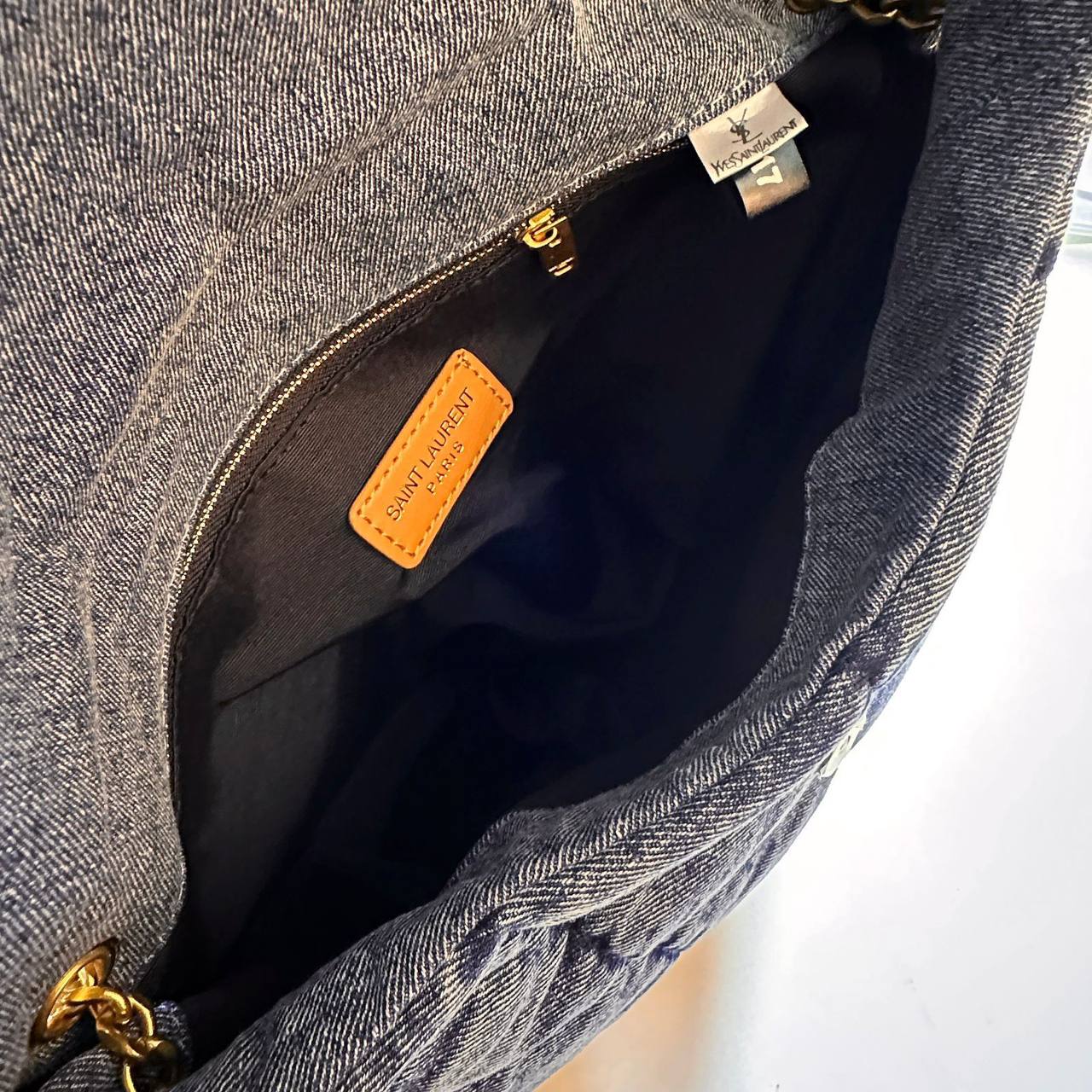 YSL 
COPY ONE 
180 dhs🪙

Zain39
♥️♥️♥️