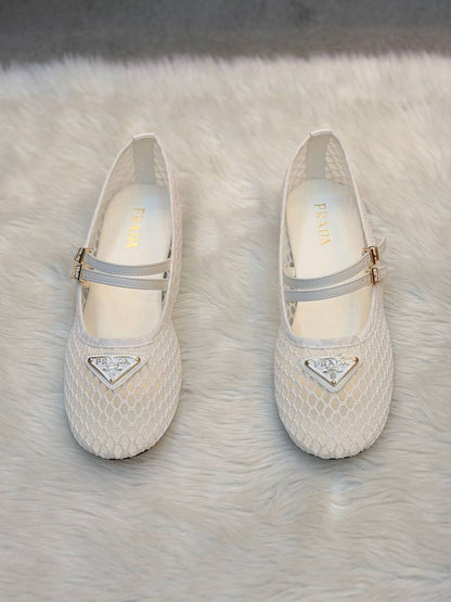 Prada   
good Quality 
Size 36-41
115 dhs✅

Zain296
♥️♥️♥️