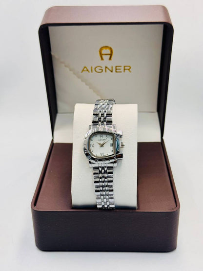 Aigner ladies
*New Arrival*🔥
55 dhs👑

Zain08
♥️♥️♥️