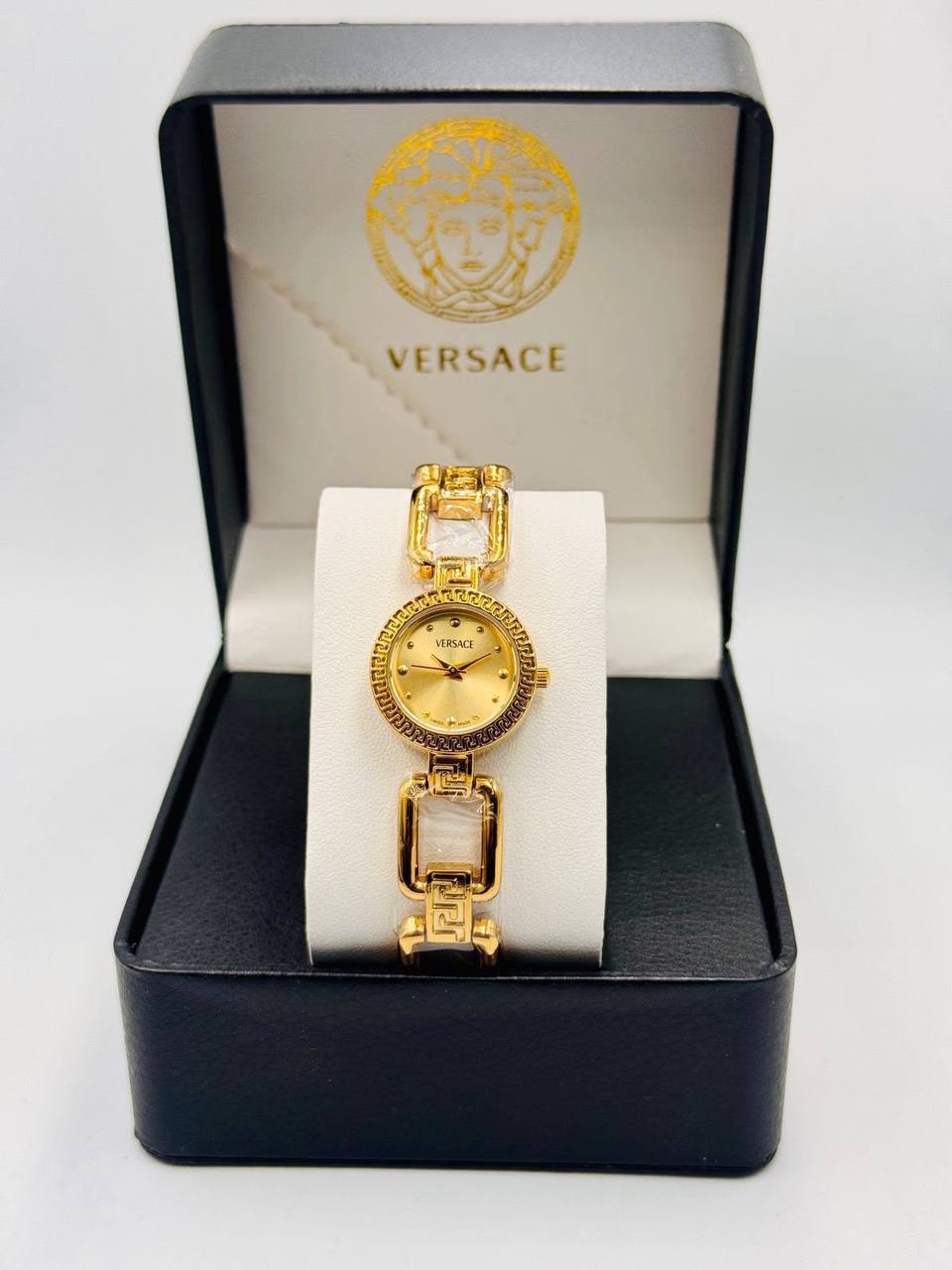 Versace Ladies 
55 dhs💓

Zain08
♥️♥️♥️