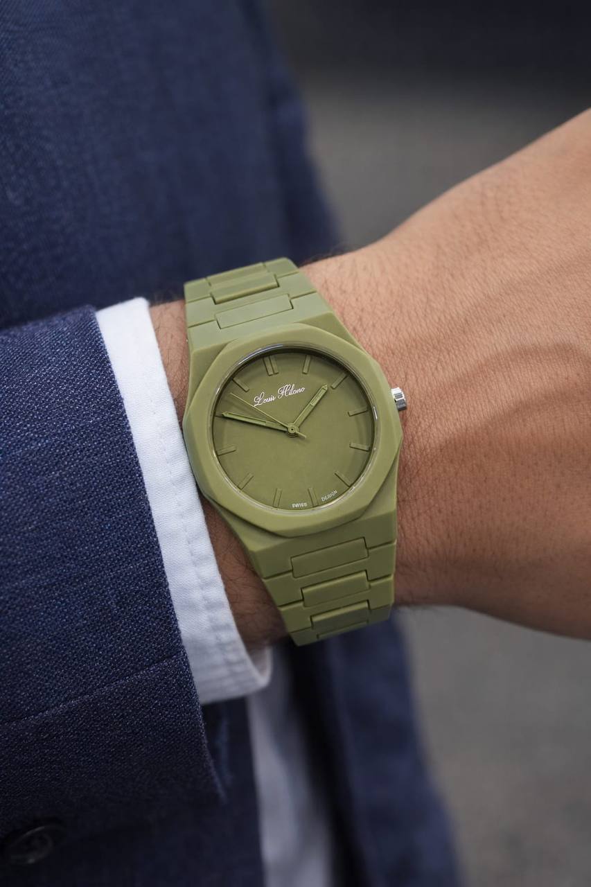 Louis Hilano watches for men good quality 

230 dhs💓

 with box and paper bag 🎁( POLYCARBON)

Zain59
♥️♥️♥️